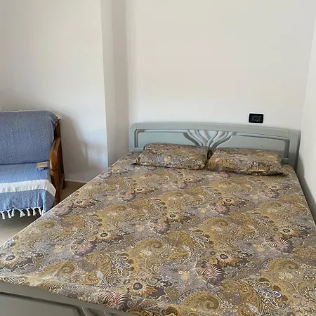 Apartman Orikum Apartment *