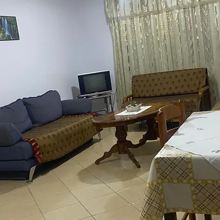 Orikum Apartment 奥里库姆