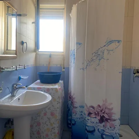 公寓 Orikum Apartment *